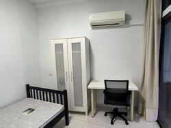 Lakepoint Condominium (D22), Condominium #522324571